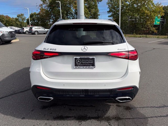 Used 2023  Mercedes-Benz GLC 300 image 6
