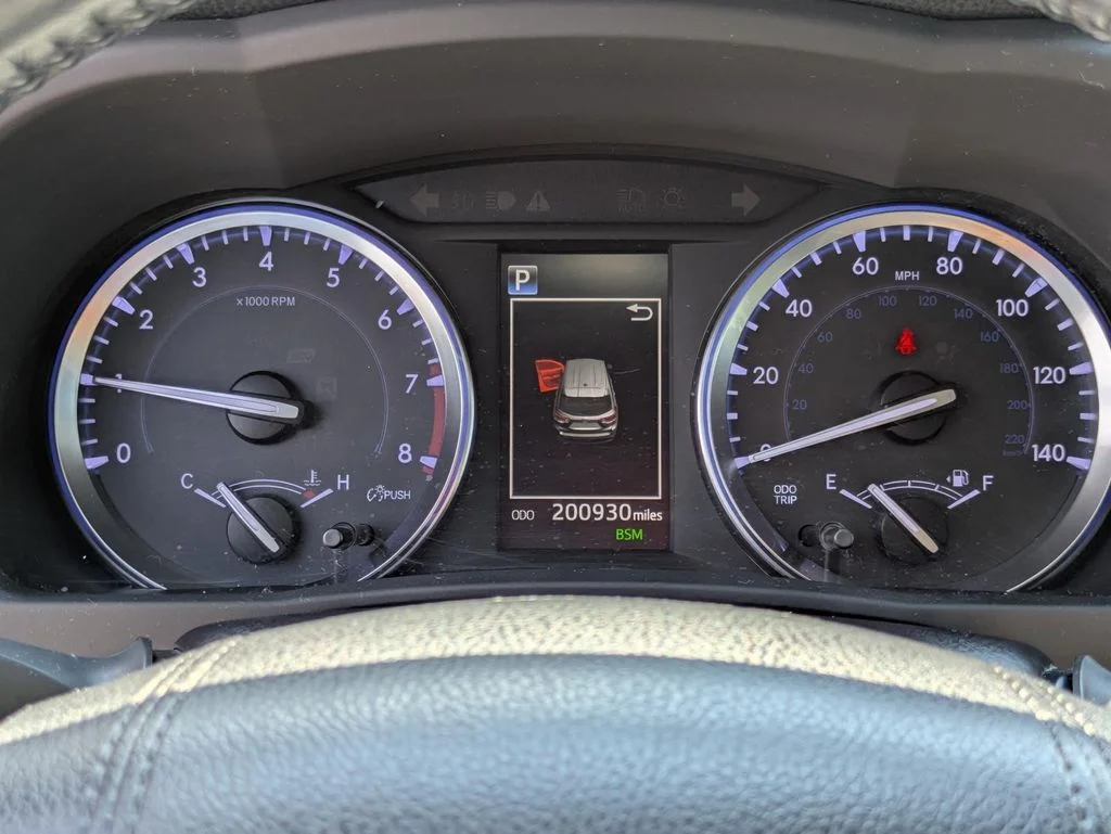 Used 2018 White Toyota Limited image 79