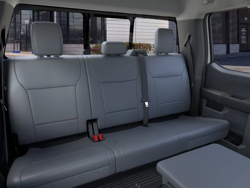 New 2026 Oxford White Ford F-350® XL image 33