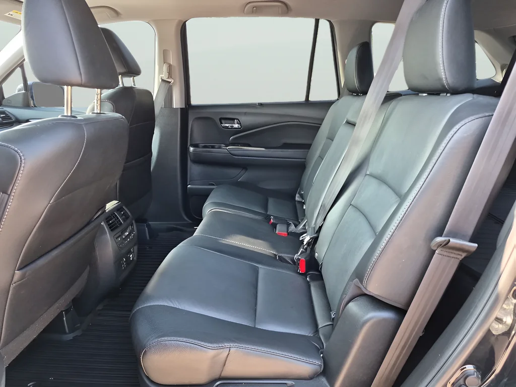 Used 2022 Black Honda Touring image 35