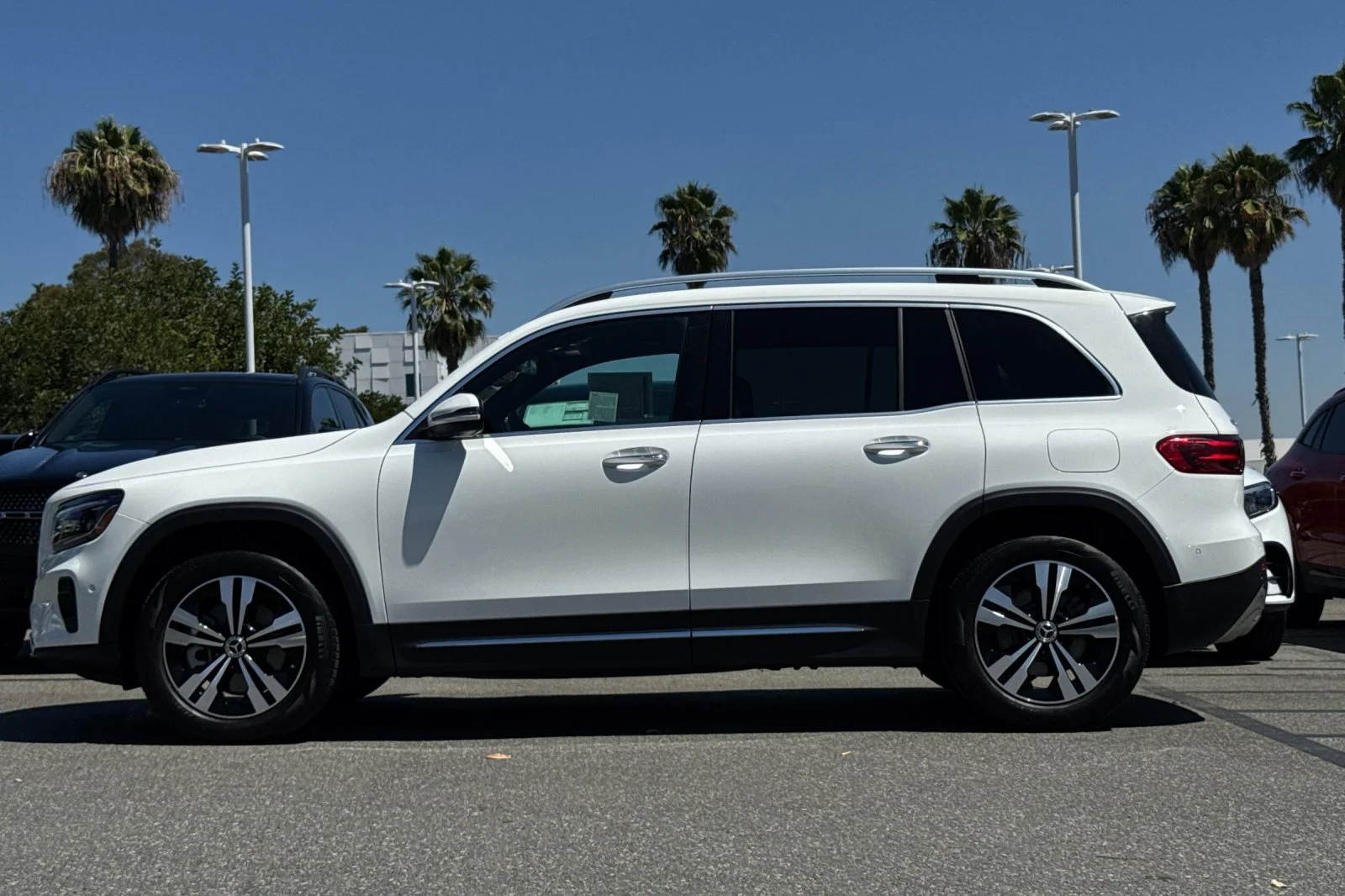 Used 2026 White Mercedes-Benz GLB 250 image 7