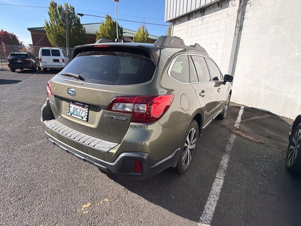 Used 2019 Green Subaru 2.5i image 4