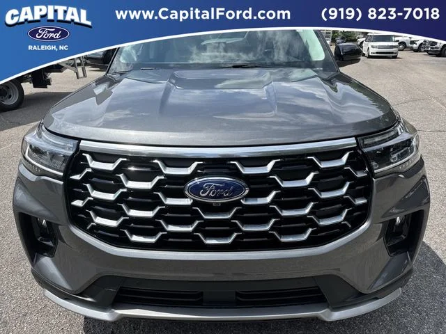 Used 2025 Gray Ford Platinum image 10