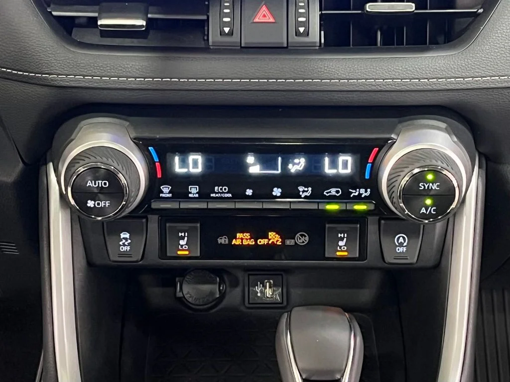 Used 2023 Beige Toyota XLE Premium image 23
