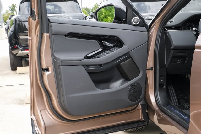 New 2026  Land Rover S image 42