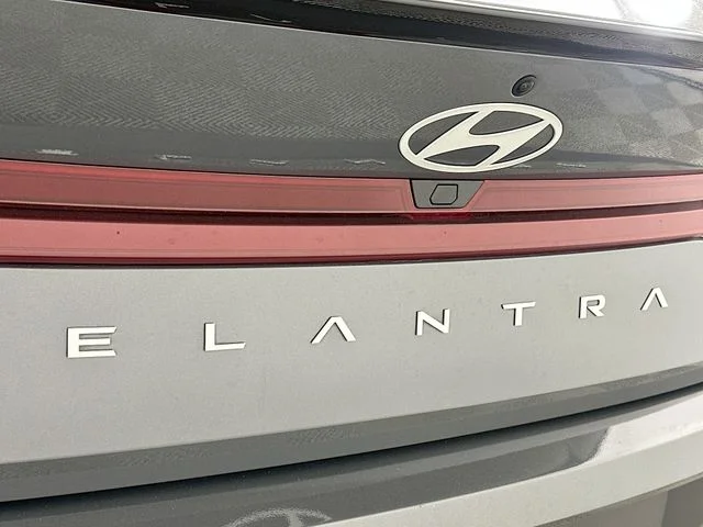 Certified Pre-Owned 2025 Hyundai Elantra SEL Sport