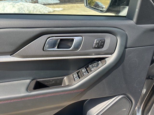 2026 Ford Explorer ST-Line - Photo 48