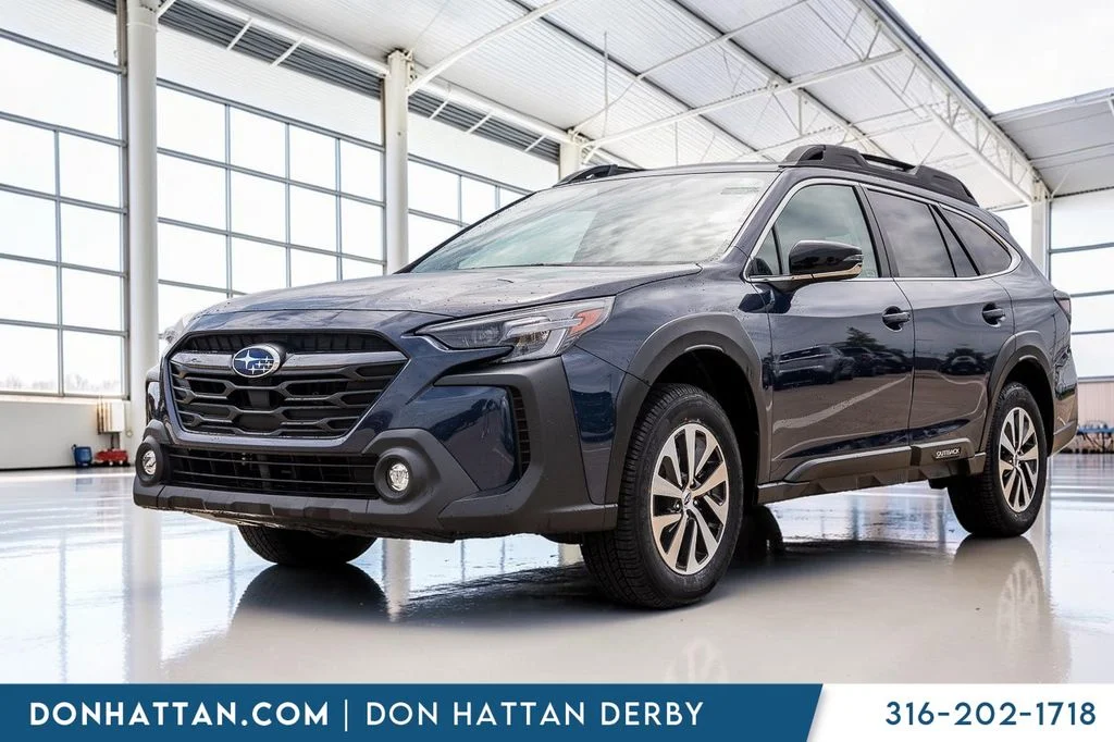 2025 Subaru Outback Premium's photo