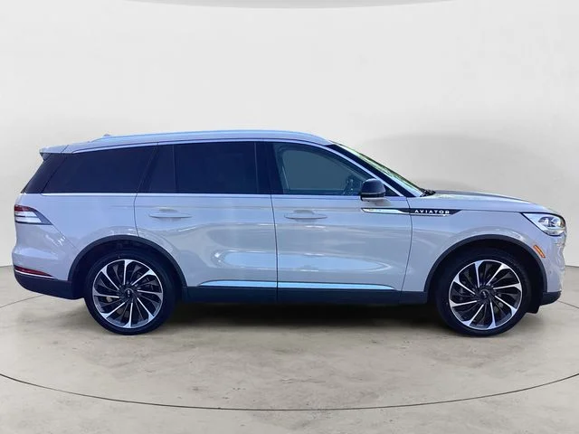 Used 2020 Ceramic Pearl Metallic Tri-Coat Lincoln Reserve image 6