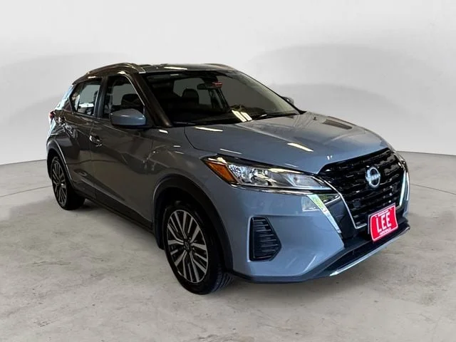Certified Used 2023 Boulder Gray Pearl Nissan SV image 7