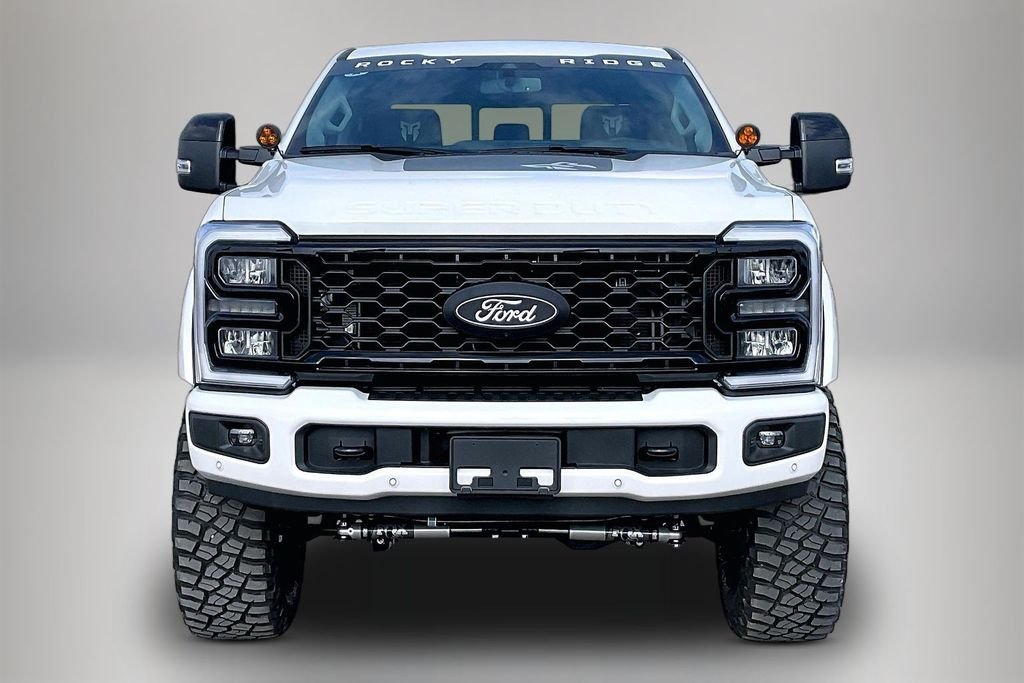 New 2026 Ford Super Duty F-250 Lariat 4D Crew Cab