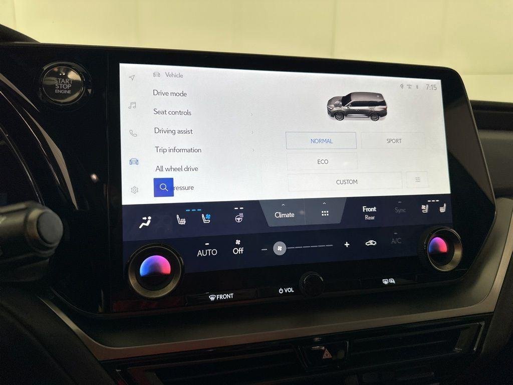 Used 2025 Pearl Lexus 350 Premium image 8