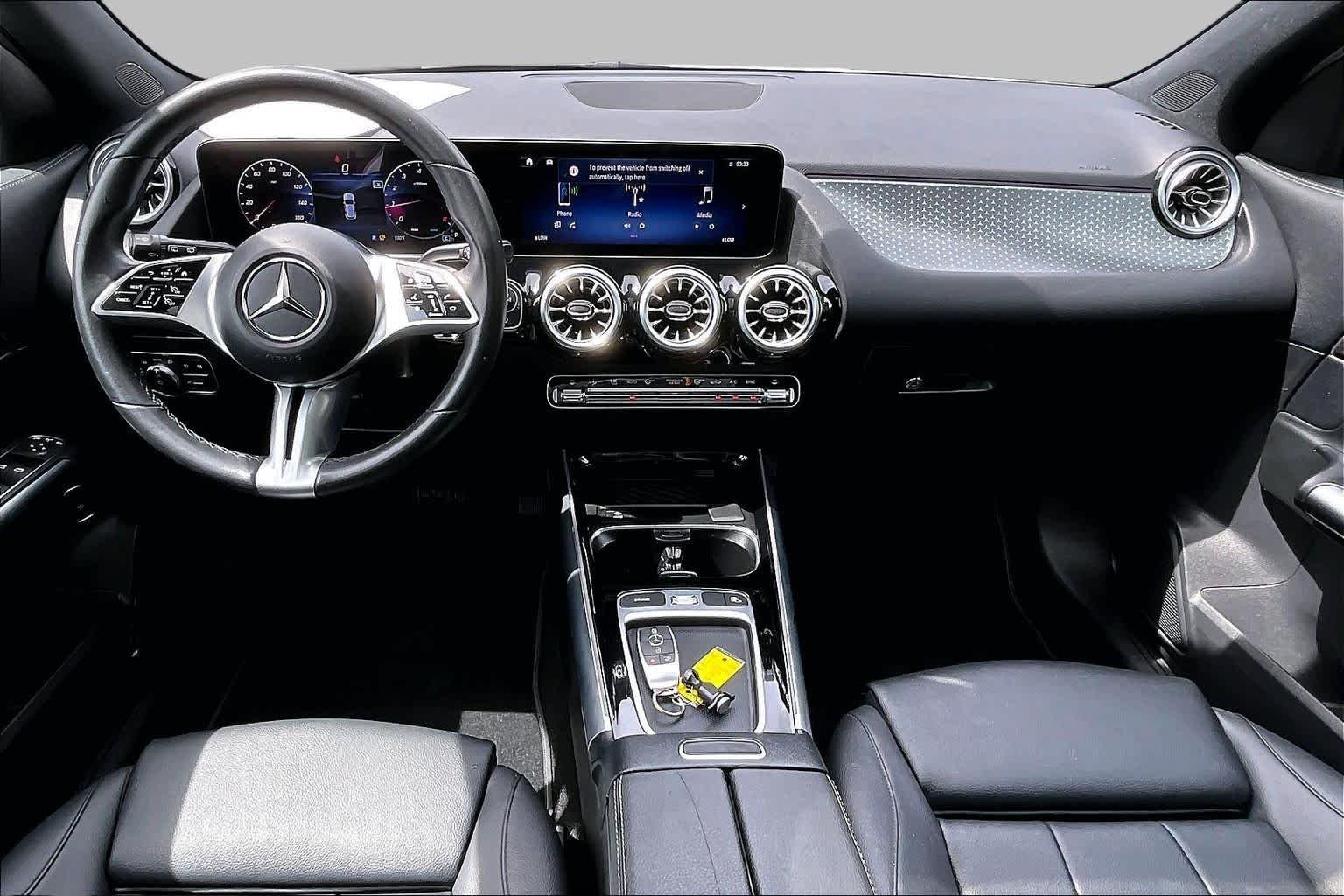 Used 2024 Polar White Mercedes-Benz GLA 250 image 16