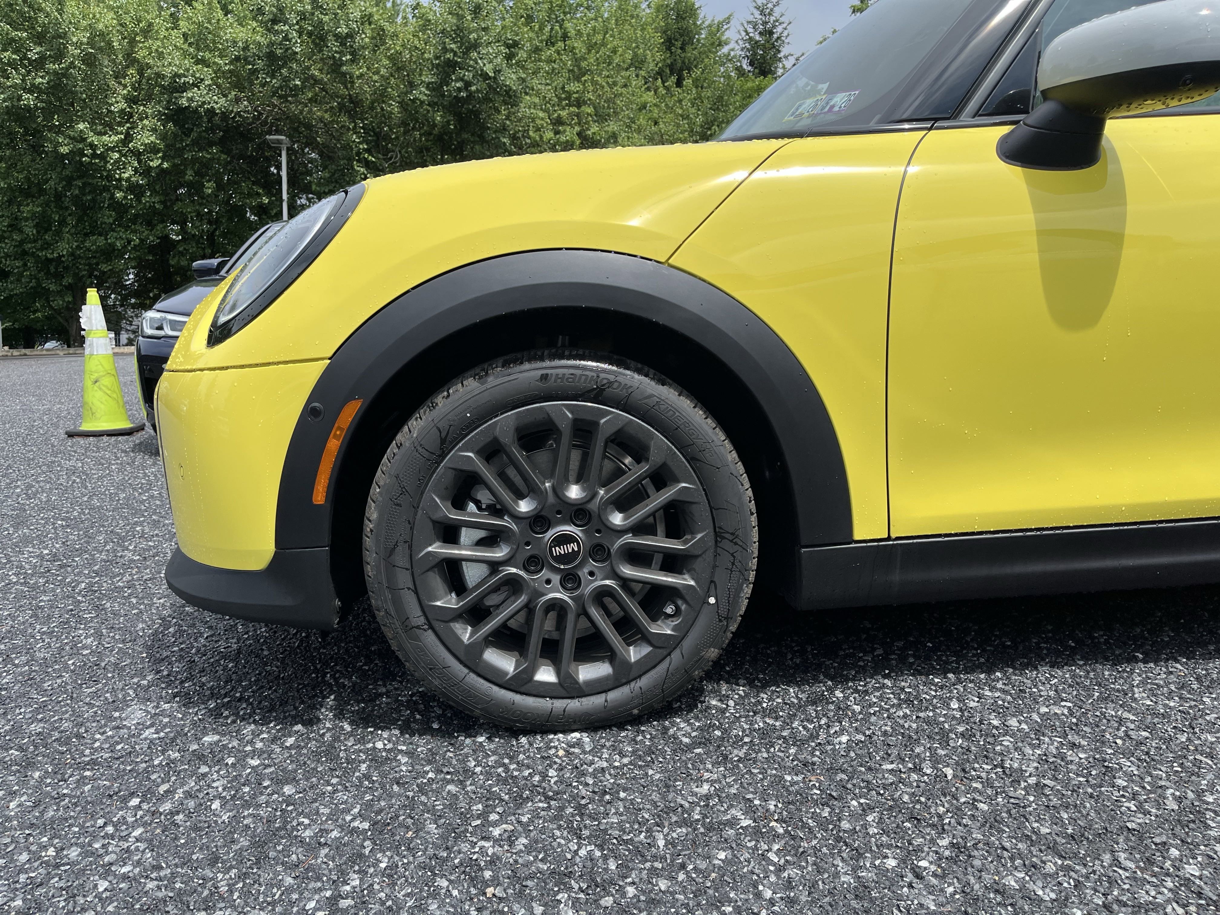 Certified Used 2025 SUNNY SIDE YELLOW MINI  image 5