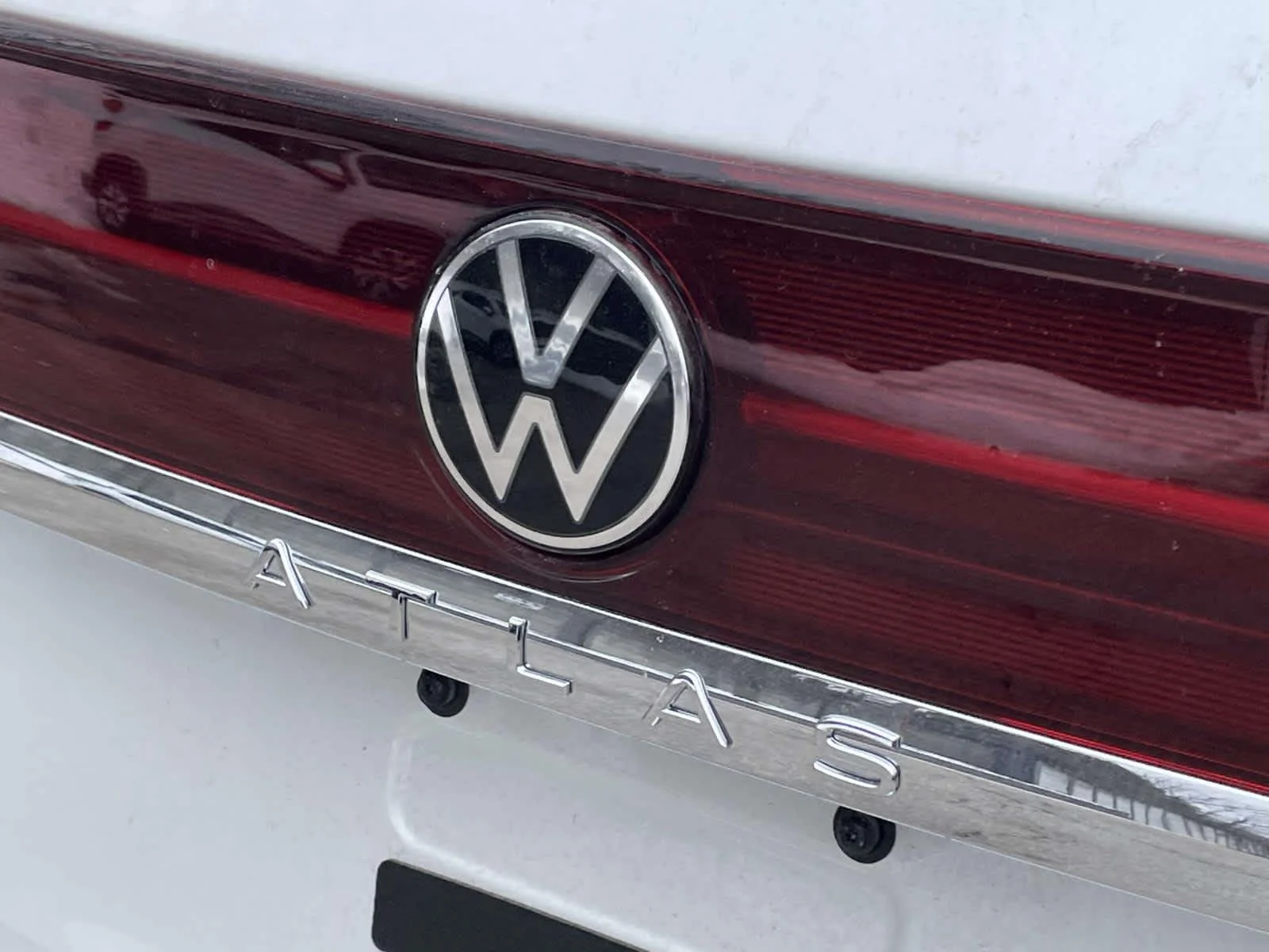 New 2026 Opal White Pearl Volkswagen 2.0T SEL Premium R-Line image 14