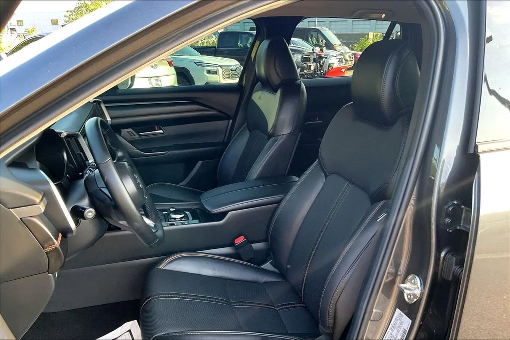 Used 2025 Gray Mazda Premium image 25
