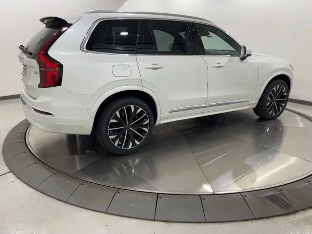 New 2026 Crystal White Volvo Plus image 5