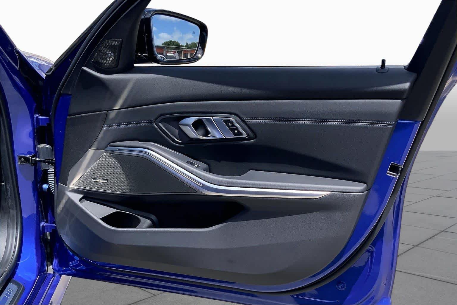 Used 2022 Portimao Blue Metallic BMW M340i image 21