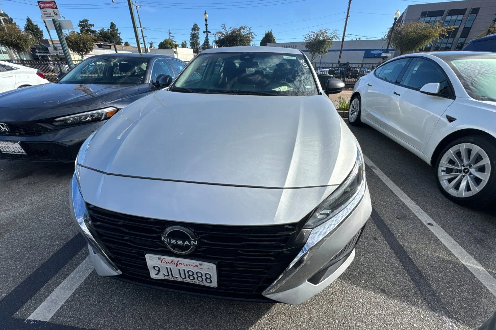 Used 2024 Brilliant Silver Metallic Nissan 2.5 SV image 3
