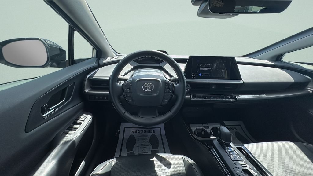 Used 2024  Toyota XLE image 13