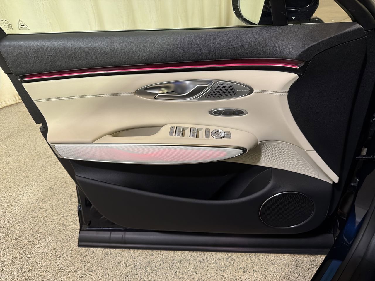 New 2026 Capri Blue Genesis 2.5T ADVANCED image 18