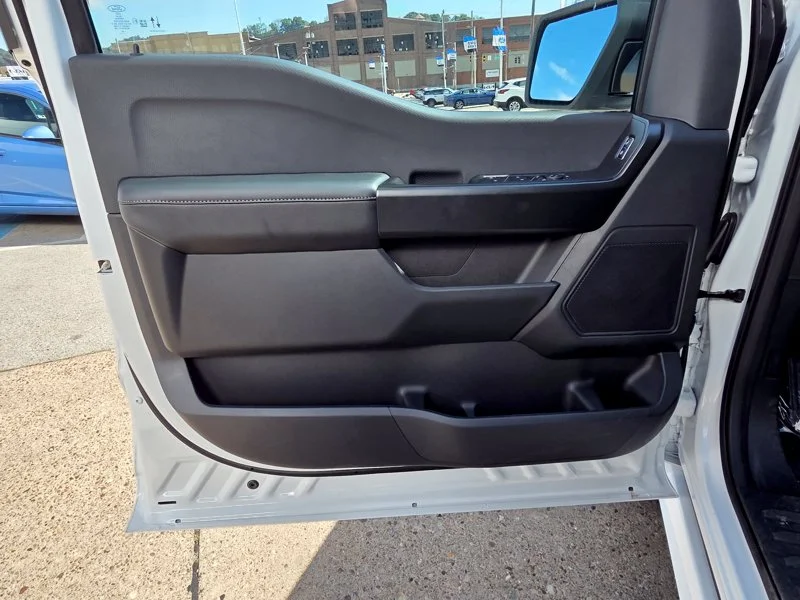New 2026 Oxford White Ford STX® image 21