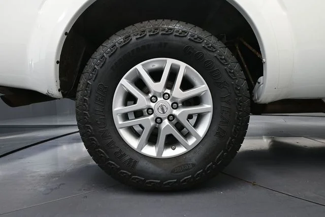 2014 Nissan Frontier SV - Photo 13