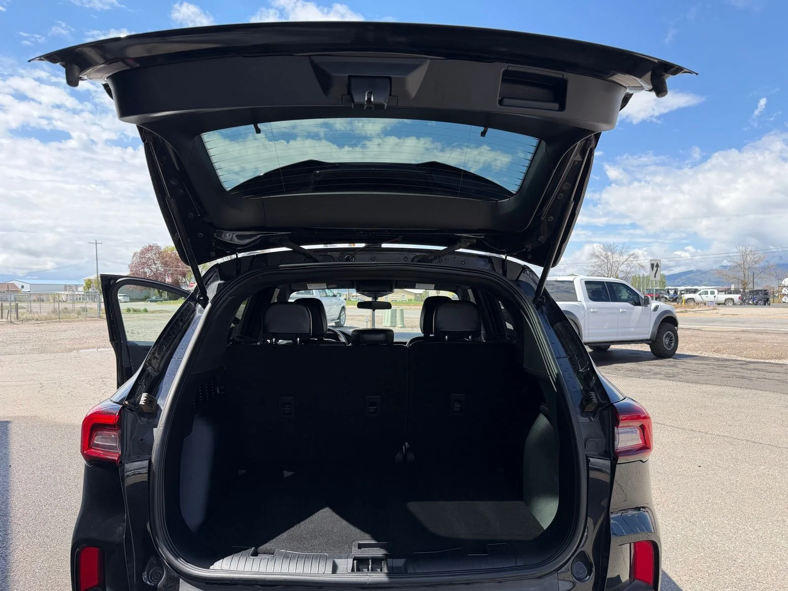 Used 2025 Black Ford ST-Line image 28