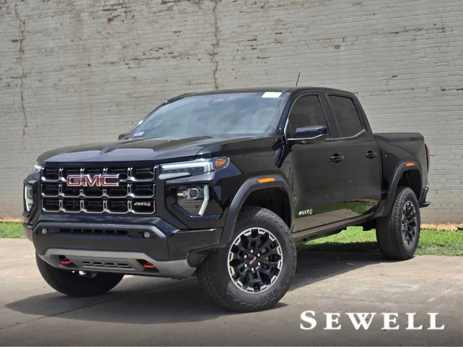 2026 GMC Canyon 4WD AT4 Crew Cab Short Box's photo