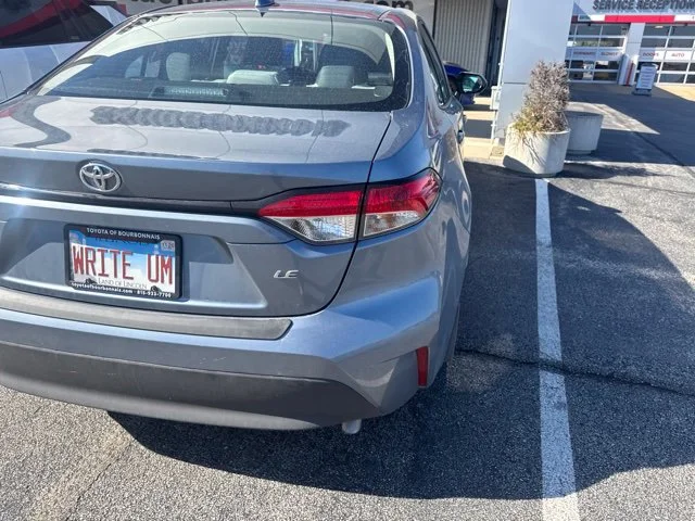 Used 2025  Toyota LE image 15