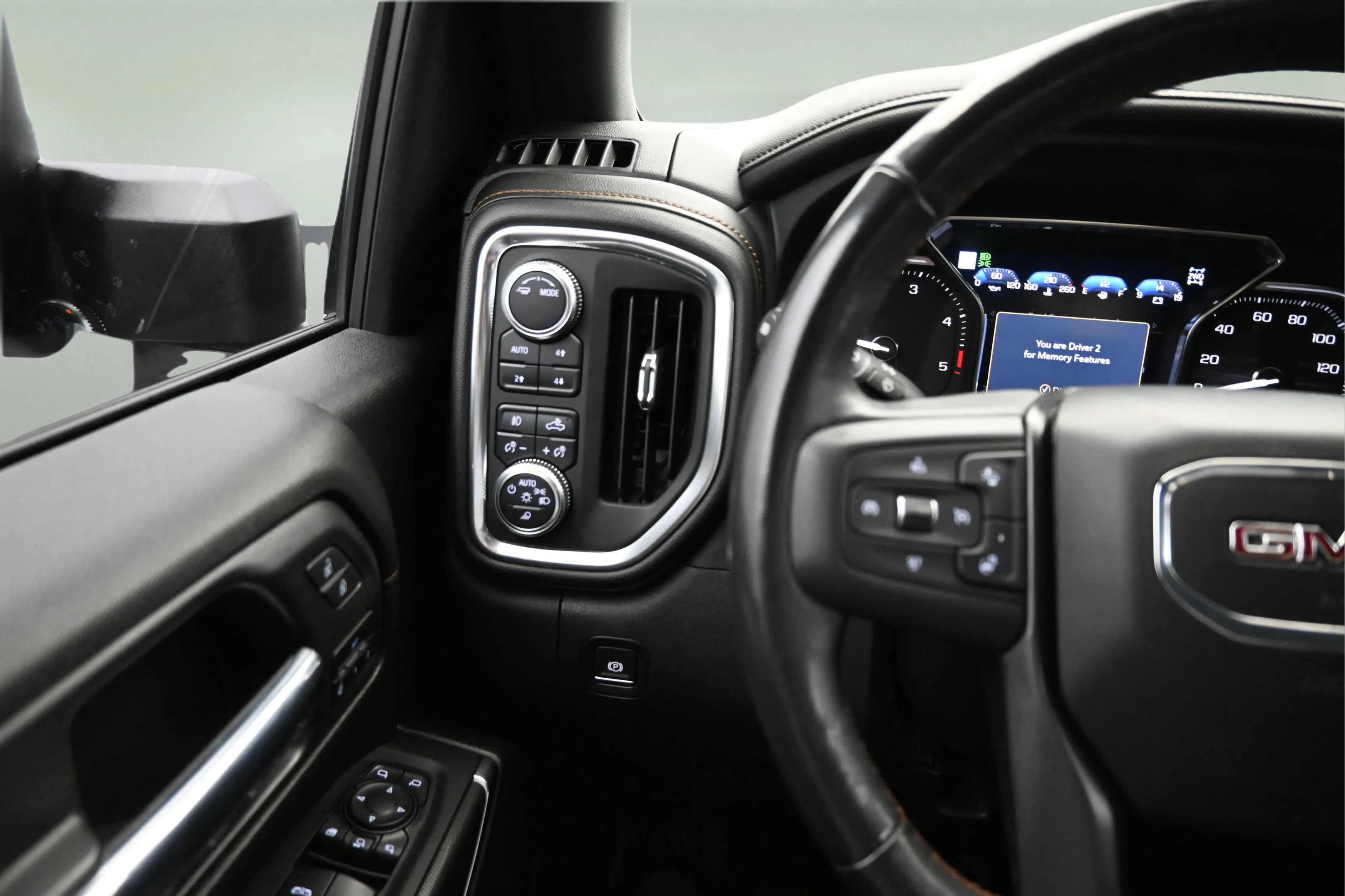 Used 2020 Onyx Black GMC AT4 image 20