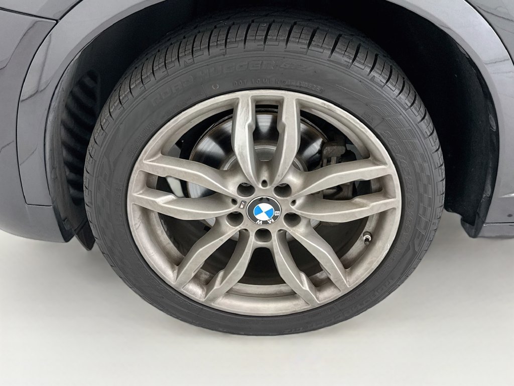 Used 2016 Dark Graphite BMW xDrive35i image 28