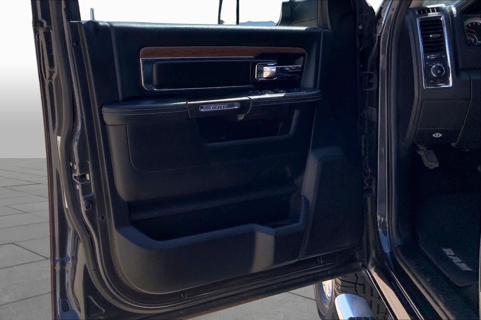 Used 2014 Maximum Steel Metallic Clearcoat Ram Laramie image 22