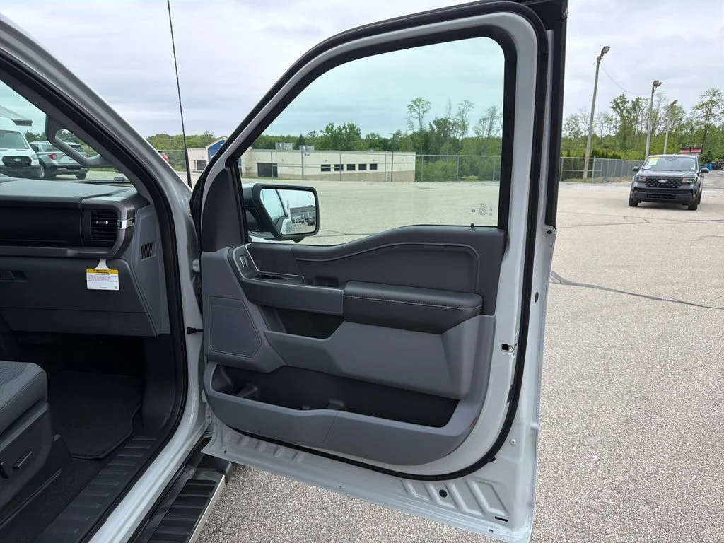 New 2026 White Ford XLT image 17