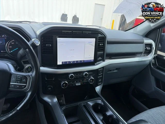 Used 2021 Black Ford XLT image 17