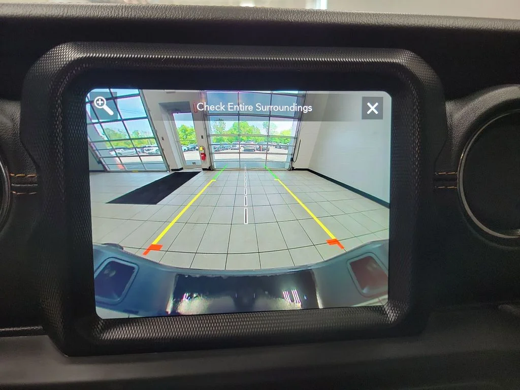 Used 2021 Gray Jeep High Altitude image 42