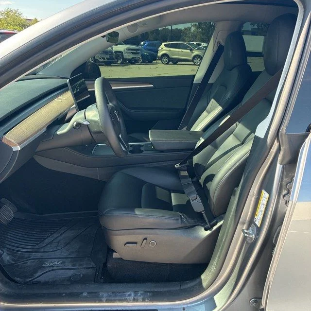 Used 2024 Stealth Gray Tesla Long Range image 7