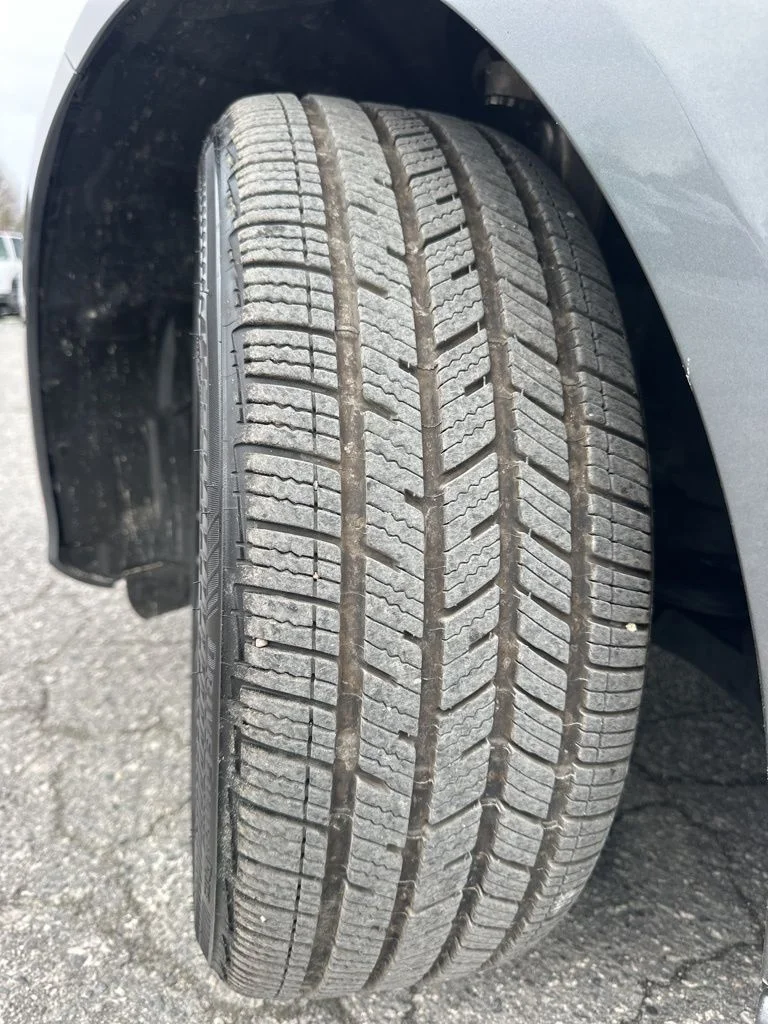 Used 2022 Gray Mercedes-Benz C 300 image 29