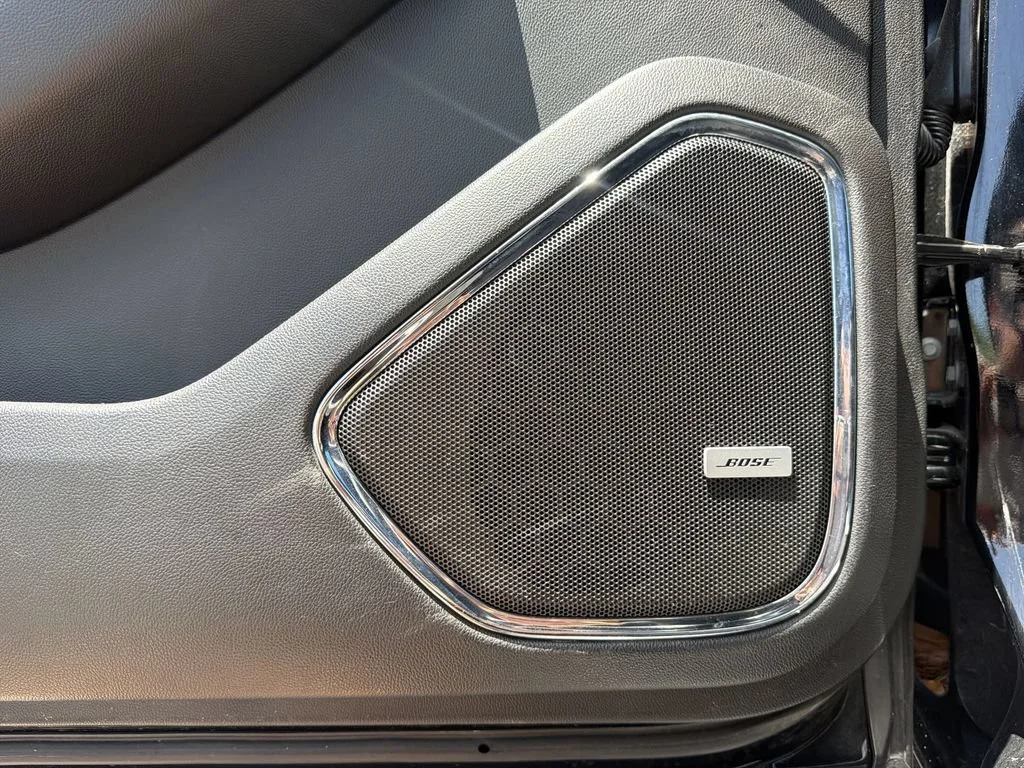 Used 2019 BLACK Chevrolet LT image 30