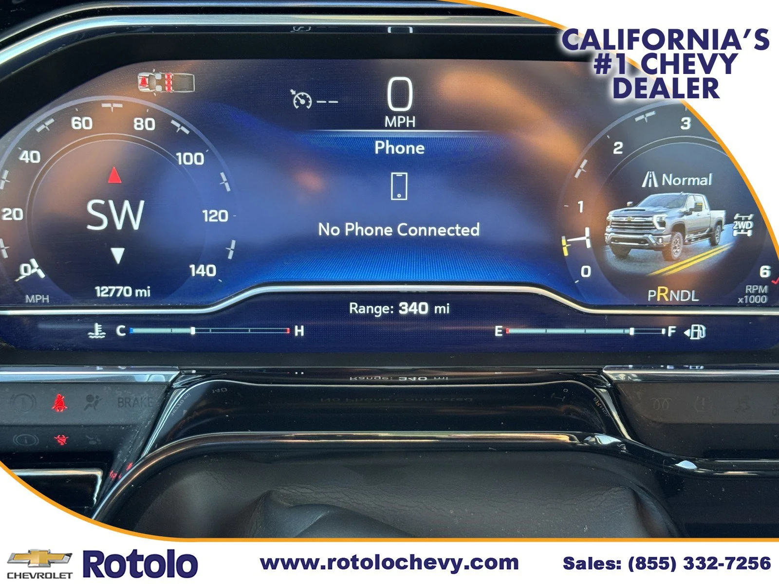 Used 2025 Summit White Chevrolet LT image 25
