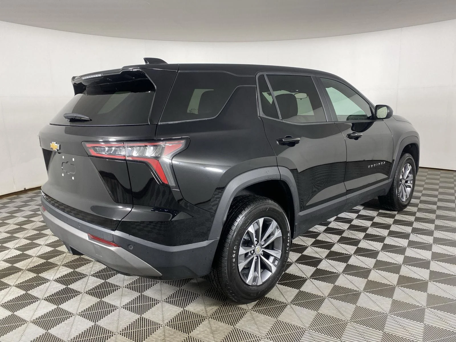 New 2026 Mosaic Black Metallic Chevrolet LT image 7