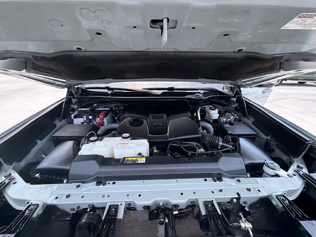 2024 Toyota Tundra Limited - Photo 34