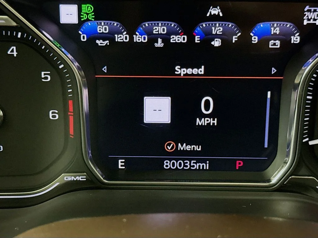 Used 2021 Green GMC Denali image 12