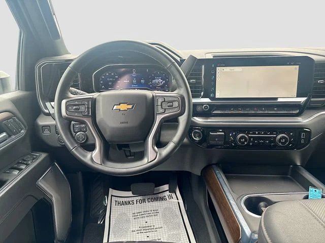 Used 2024 White Chevrolet High Country image 23