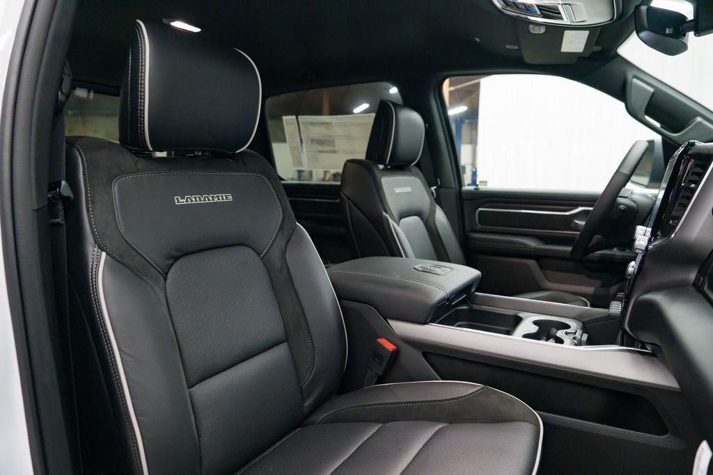 2026 RAM 1500 Laramie - Photo 29