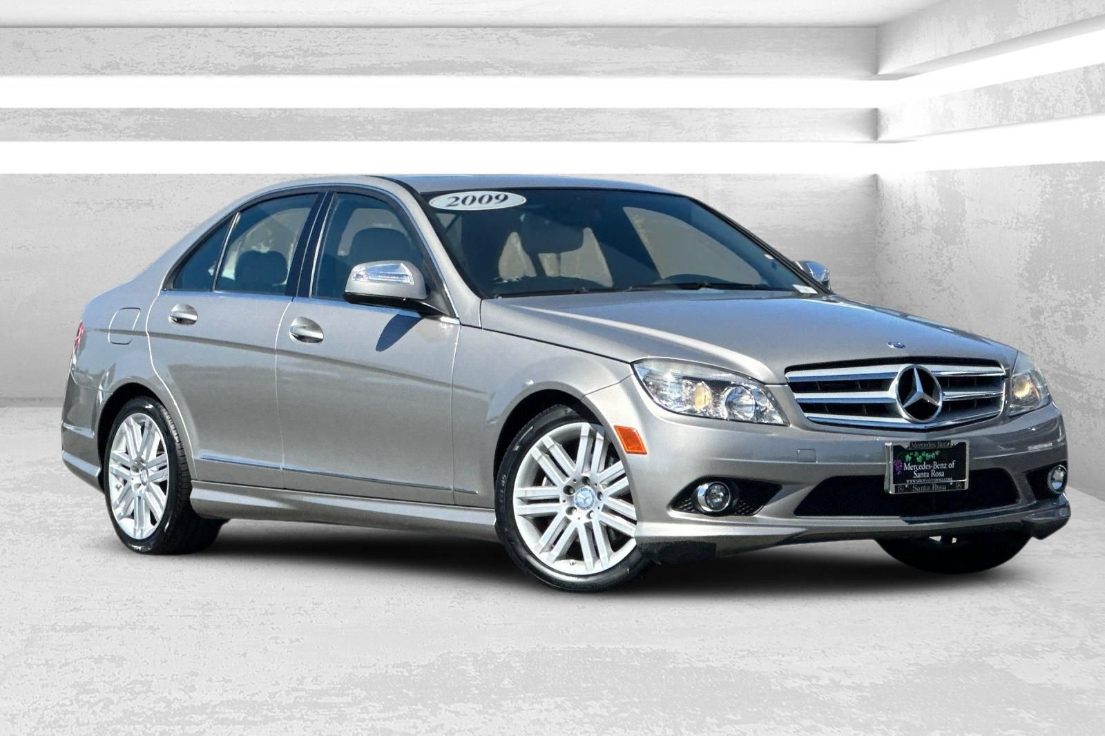 Used 2009 Silver Mercedes-Benz C 300 image 1