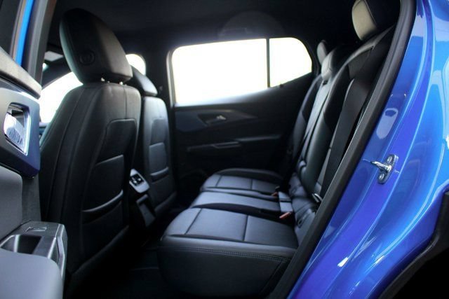 2025 Chevrolet Equinox EV LT - Photo 18
