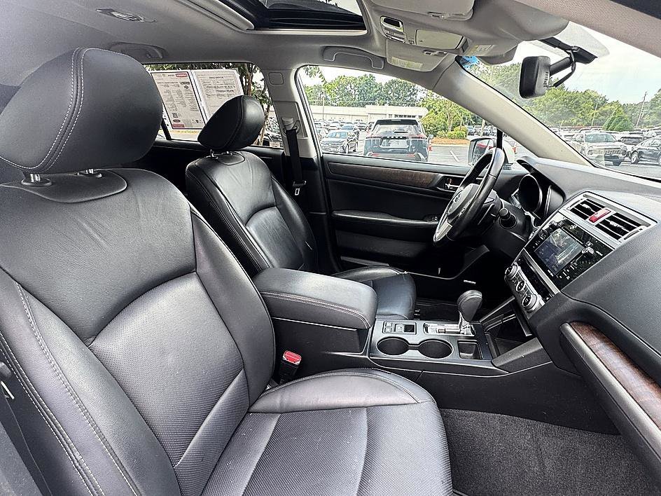 Used 2015 Crystal White Pearl Subaru 2.5i Limited image 19