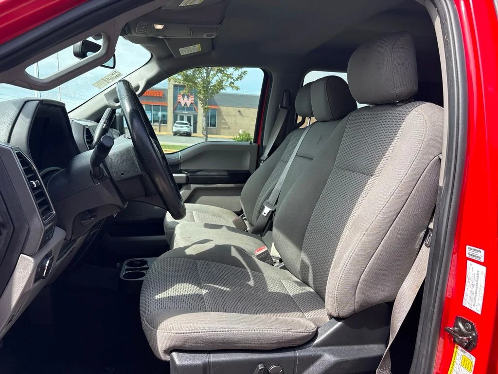 Used 2019 Red Ford XLT image 5