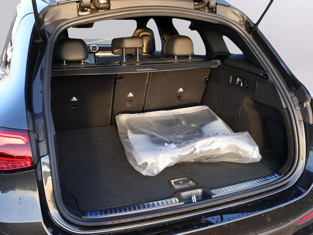 New 2026 Graphite Grey Metallic Mercedes-Benz GLC 300 image 17